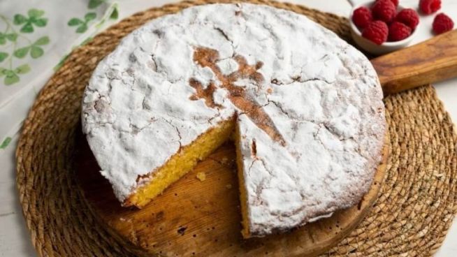 Spanischer Mandelkuchen – Tarta de Santiago – Spanien